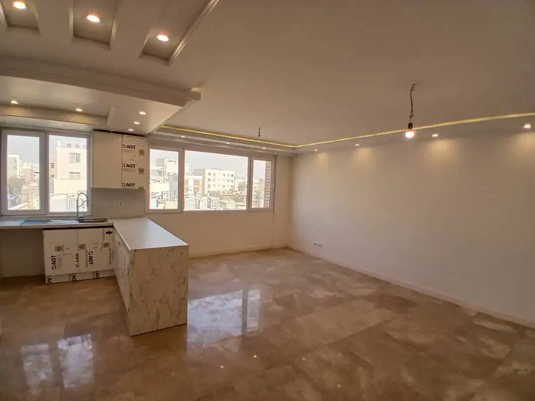 ۹۳ متر/نوساز/فول امکانات