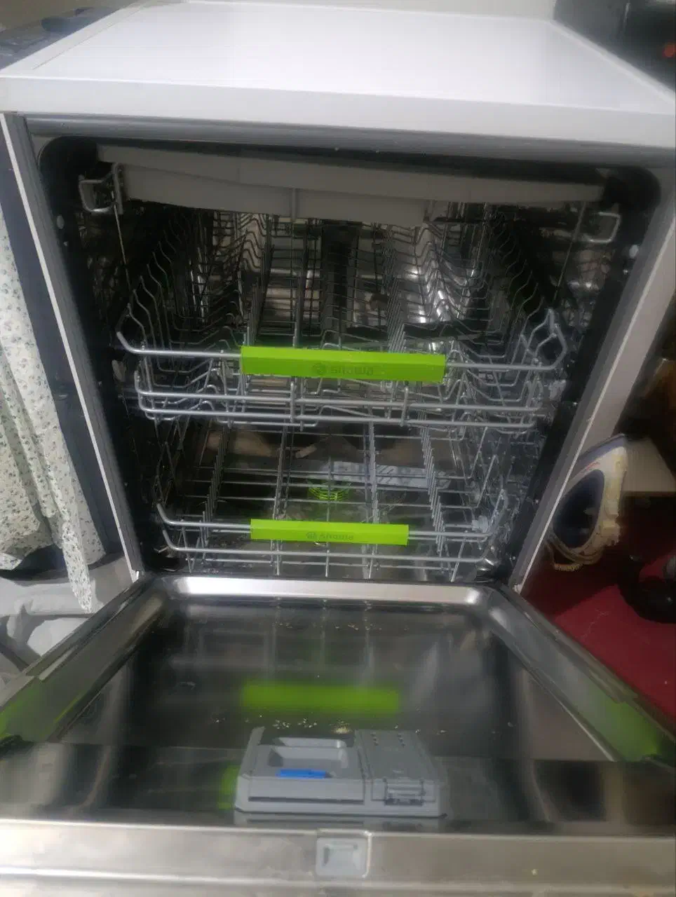 ماشین ظرفشویی 14نفره  کاملا سالم و نو در حد آک|ماشین ظرفشویی|مشهد, امیریه|دیوار