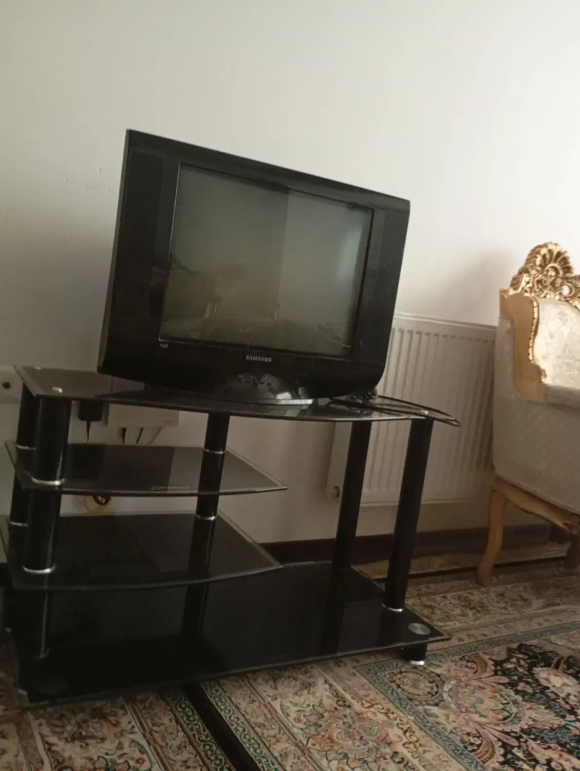 تلویزیون21اینج سامسونگ سالم|تلویزیون و پروژکتور|قم, شاه سید علی|دیوار