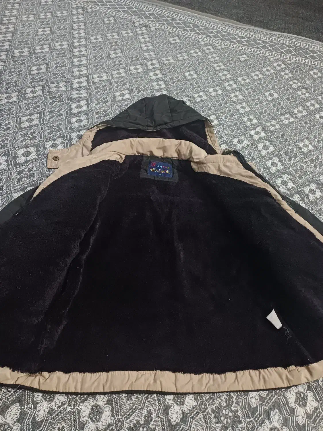 ۲تاکاپشن قیمت مناسب|کفش و لباس بچه|محمدشهر, شهرک چمران|دیوار