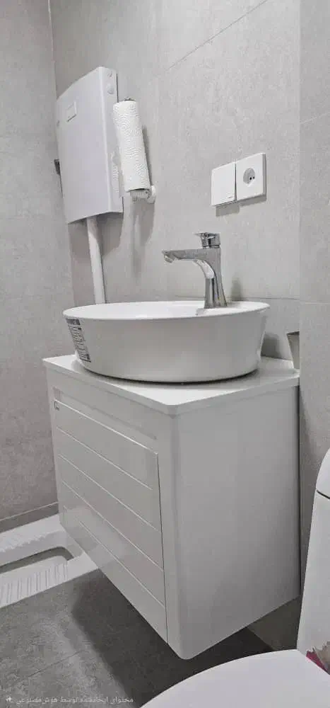 ۵۵مترشهران شمال خ یکم فول روبه آفتاب بالکن آسانسور