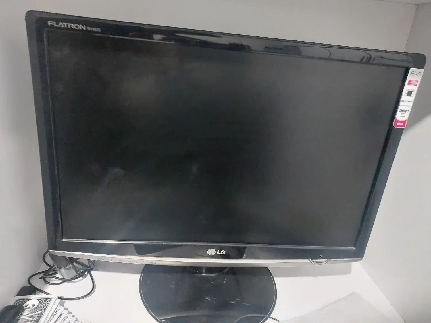 مانیتور ۱۹ اینچ ال جی|قطعات و لوازم جانبی رایانه|شهرضا, |دیوار