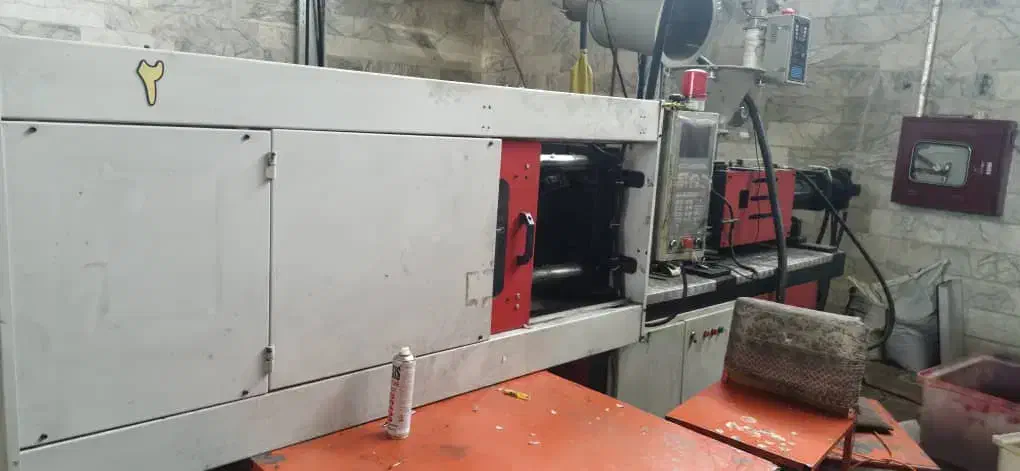 واگذاری کارگاه تولید تزریق پلاستیک|ماشین‌آلات صنعتی|مشهد, شایه|دیوار