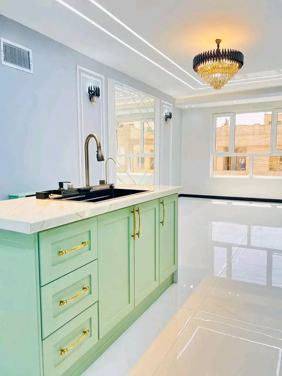 ۹۴متر نوساز روبه افتاب پارکین و آسانسور سند تک برگ|فروش آپارتمان|تهران, شهرک پاسداران|دیوار