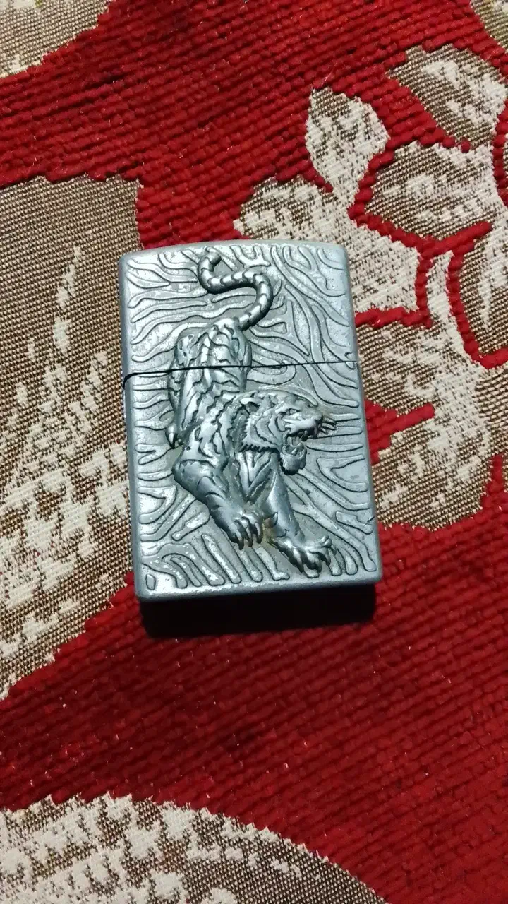 فندک نقره|کلکسیون اشیاء عتیقه|قرق, |دیوار