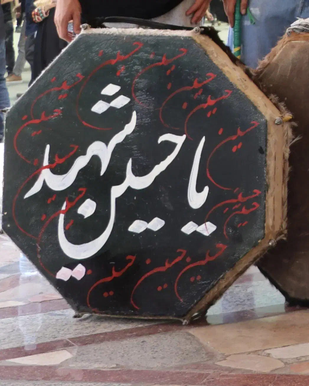 طبل پوستی 8 ضلعی بزرگ|درام و پرکاشن|زرند, |دیوار