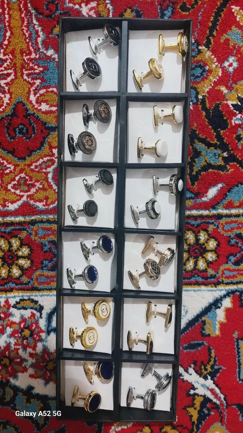 دکمه سر استین لباس بلوچی|لباس|زابل, |دیوار