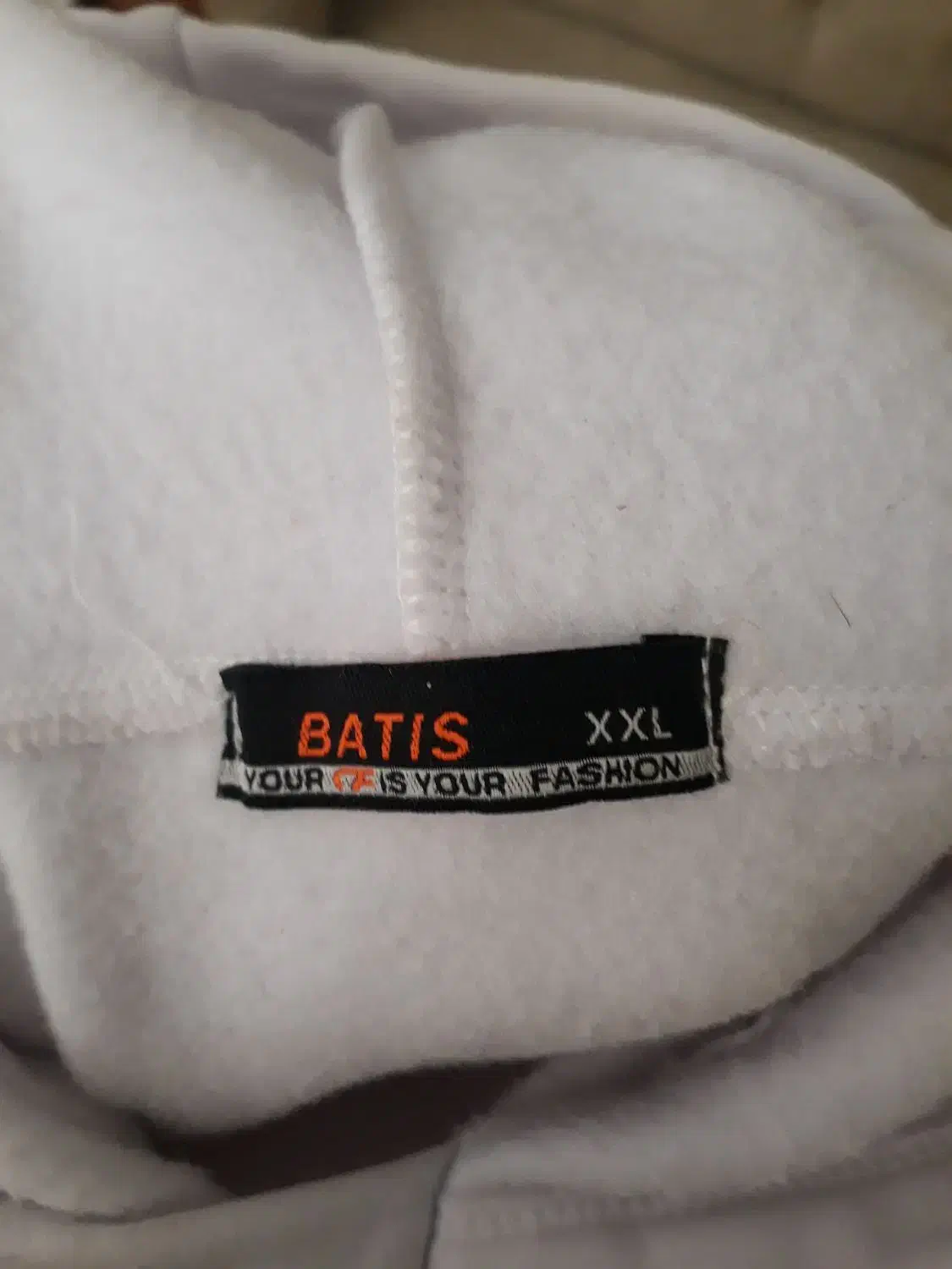 هودی سفید کاملا نو ، دو ایکس لارژ متوسط|لباس|بندر انزلی, باغ زمانی|دیوار