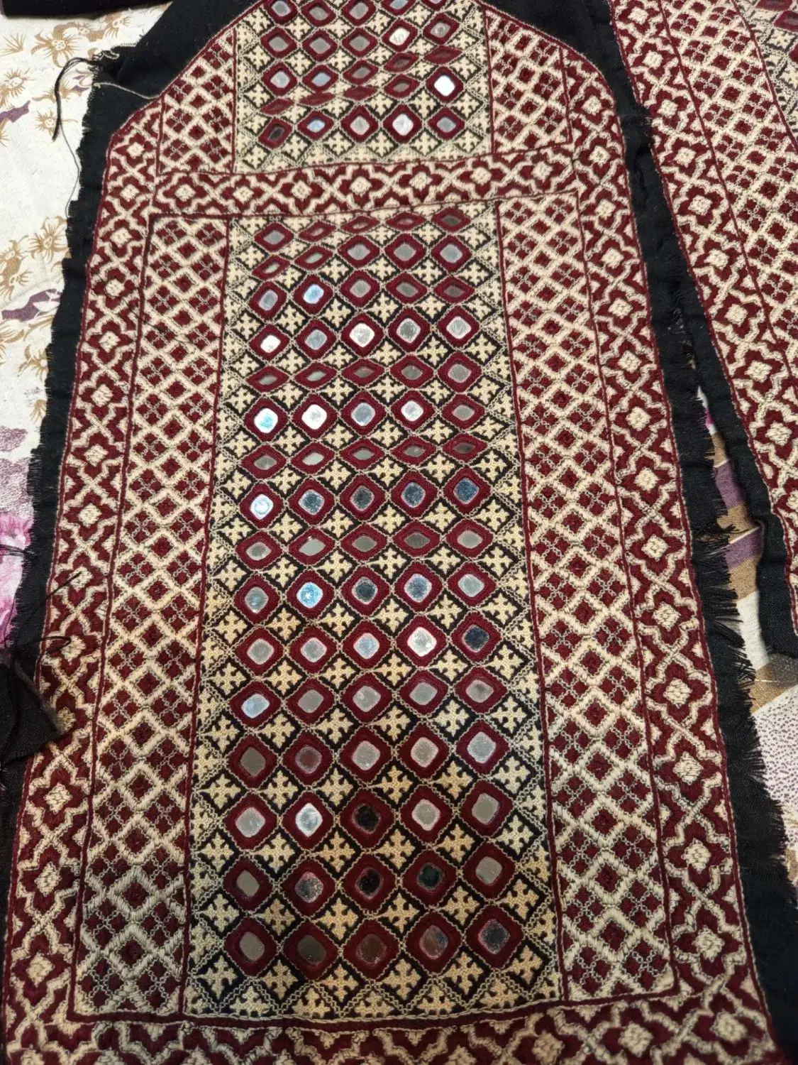 فروش زیح هزار آینه دست دوز و پلیوار دوز شده|لوازم خیاطی و بافتنی|رستم‌آباد, |دیوار