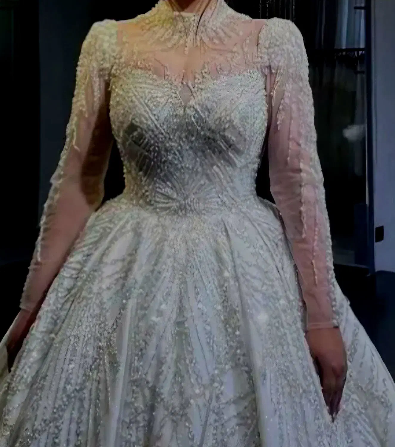 فروش وواگذاری تمام ملزومات مزون عروس|فروشگاه و مغازه|شیراز, شاهچراغ|دیوار