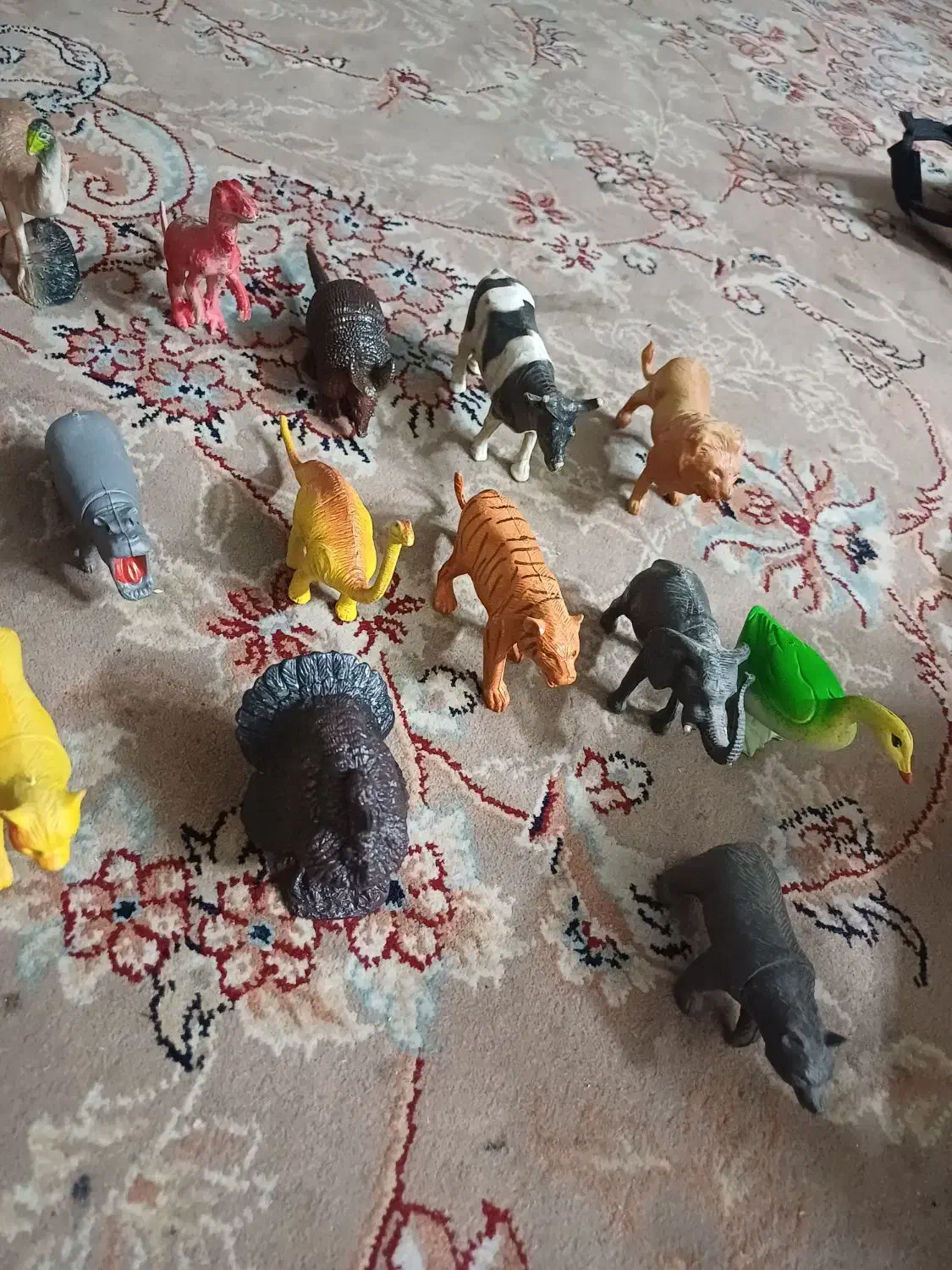 فیگور حیوانات گوشتی قدیمی|اسباببازی|تهران, امامت|دیوار