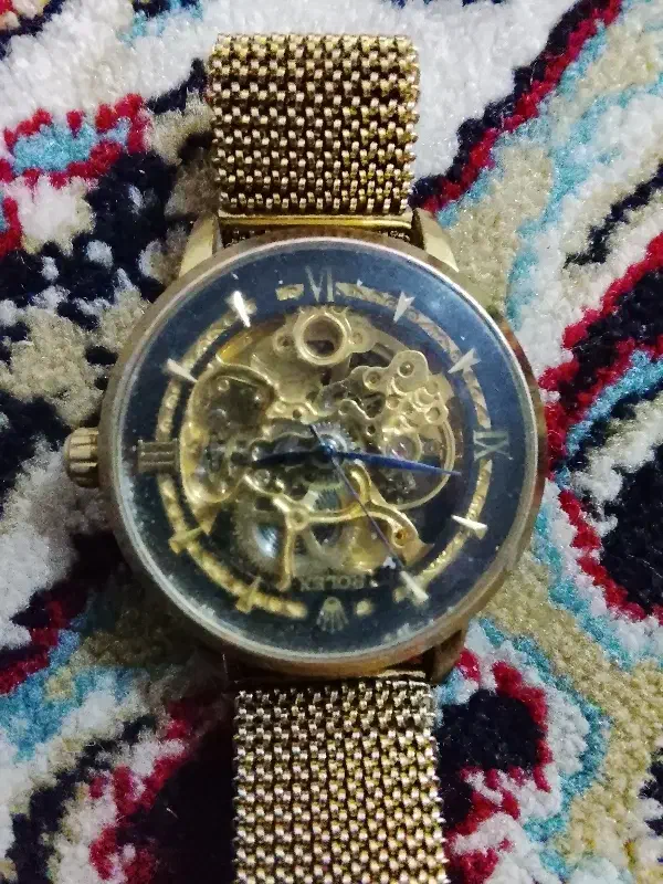 مایل به معاوضه هم نیستم پول لازم دارم|ساعت|مشهد, کوی دروی|دیوار