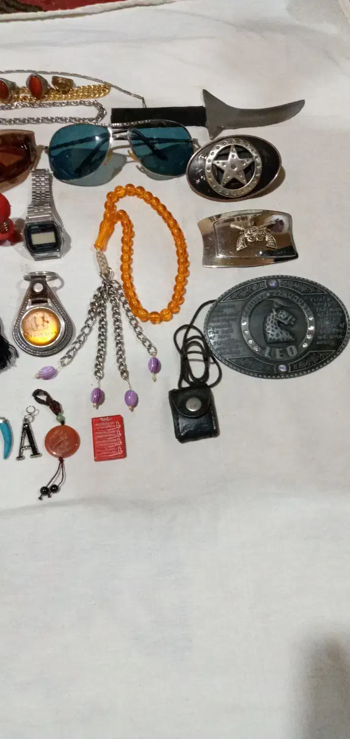 ۳۴تا سگک وتسبیح وگردنبند|زیورآلات و اکسسوری|فارسان, |دیوار