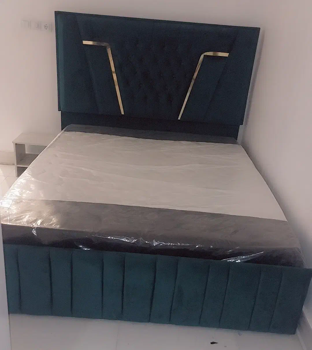 فروش تخت خواب وتشک دونفره نو|تخت و سرویس خواب|رامهرمز, |دیوار