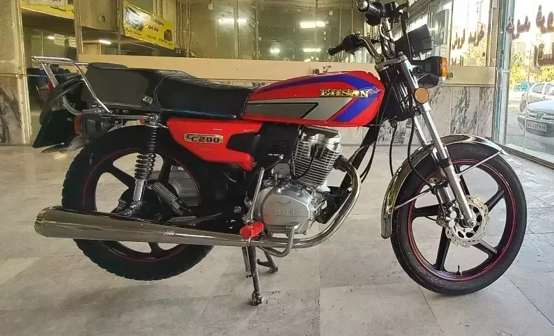 موتور هندا ۲۰۰ مدل۴۰۳|موتورسیکلت|مشهد, توس (بلوار توس)|دیوار