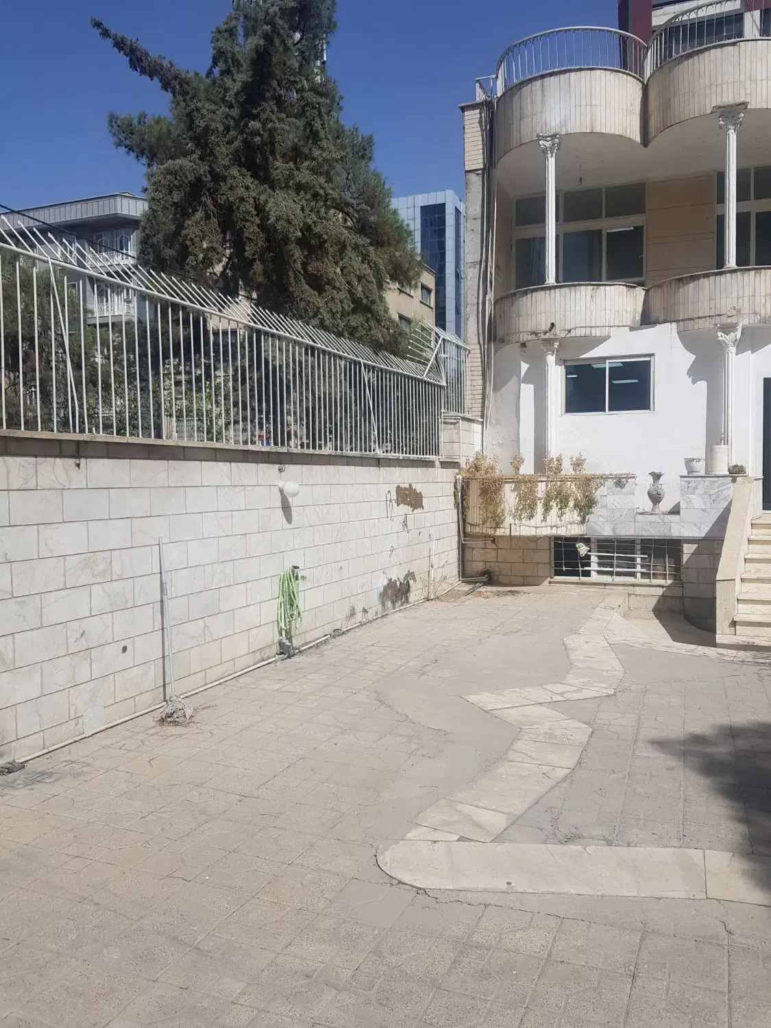 ۶۰۰ متر مستغلات جهت اموزشگاه|اجارهٔ دفتر کار، اتاق اداری، مطب|تهران, سازمان برنامه شمالی|دیوار