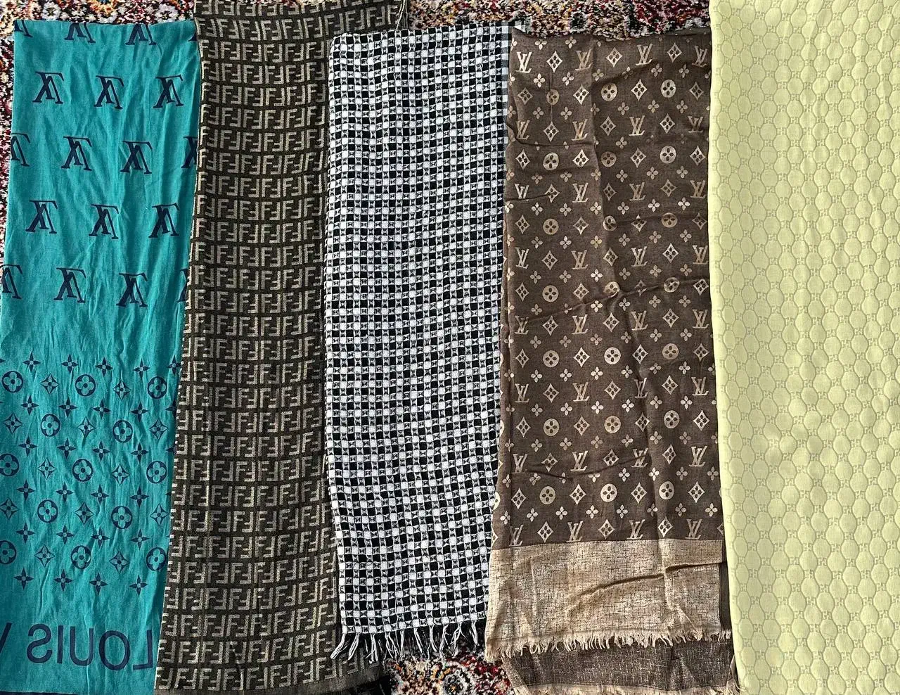 شالهای دو رو که از هر دو طرف میتونید استفاده کنید|لباس|بیرجند, |دیوار