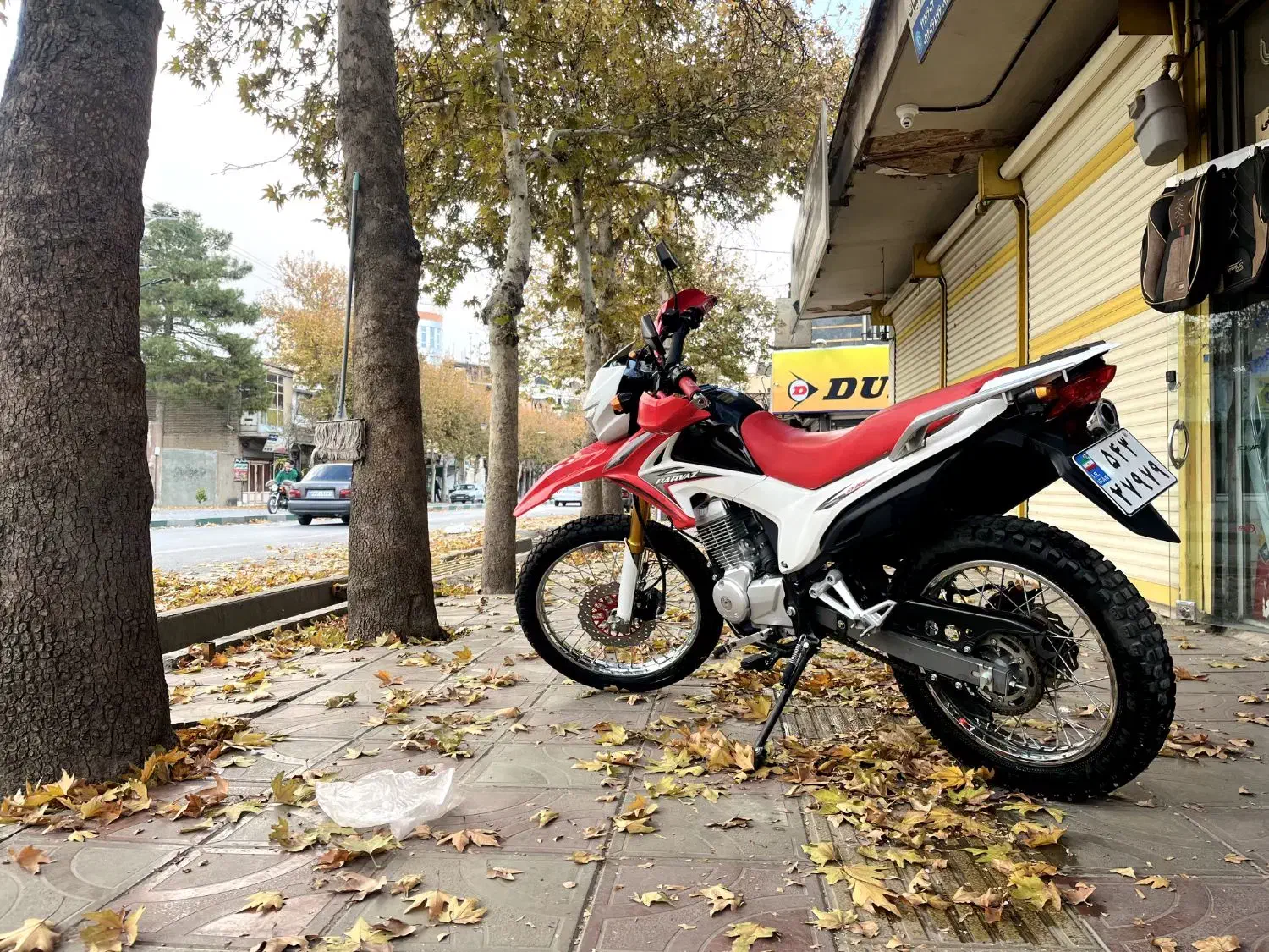 تریل200پرواز|موتورسیکلت|بروجرد, |دیوار