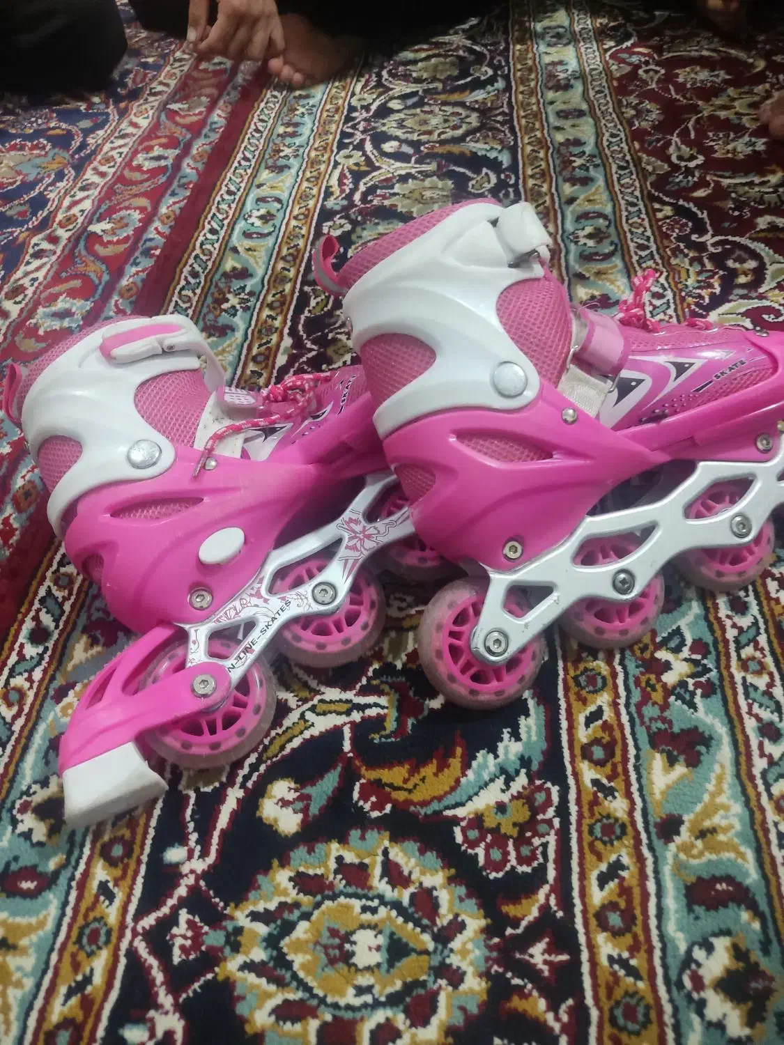 اسکیت دخترونه|دوچرخه، اسکیت، اسکوتر|خرم‌آباد, |دیوار