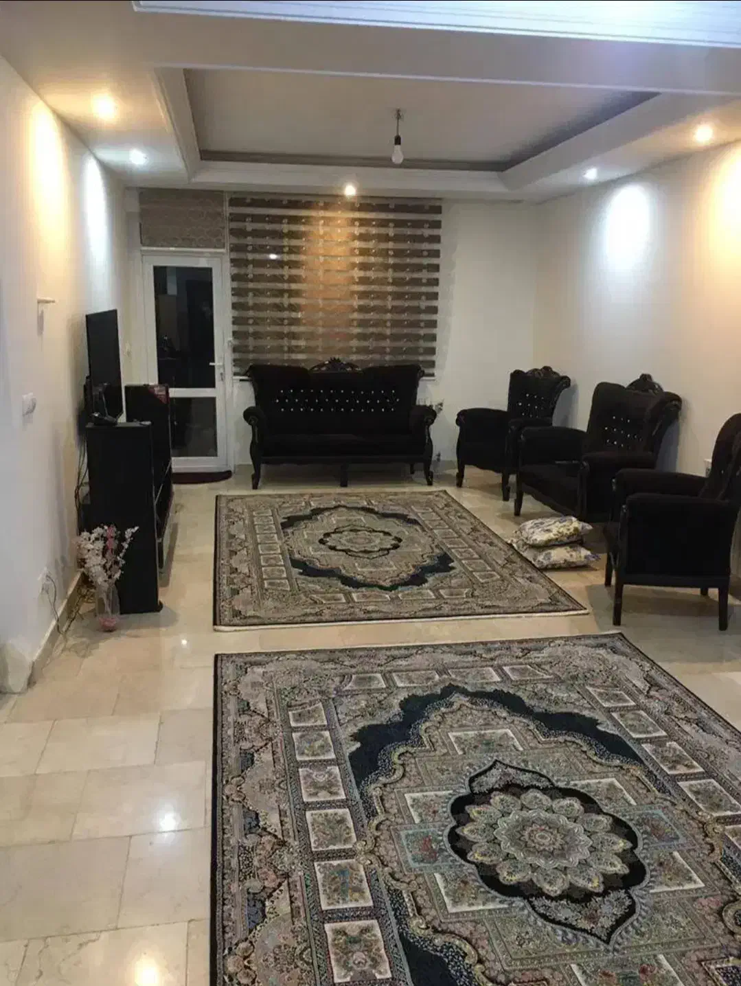 73متر صفادشت 960میلیون وام داره یکسال پرداختی داره|فروش آپارتمان|کرج, دولت‌آباد|دیوار