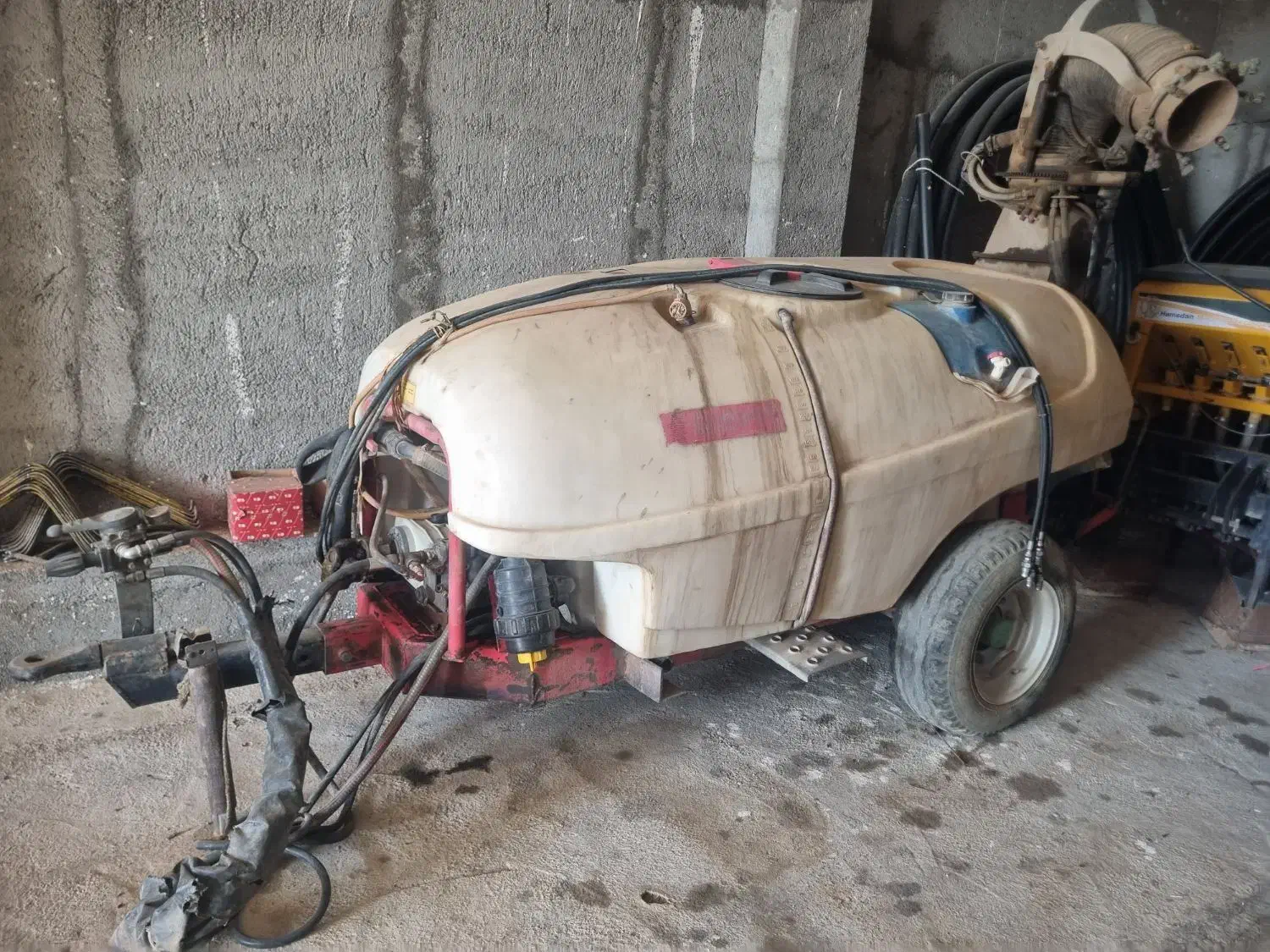 ادوات کشاورزی کشاورزی دستگاه سم پاش زمین|ماشینآلات صنعتی|شاهرود, |دیوار