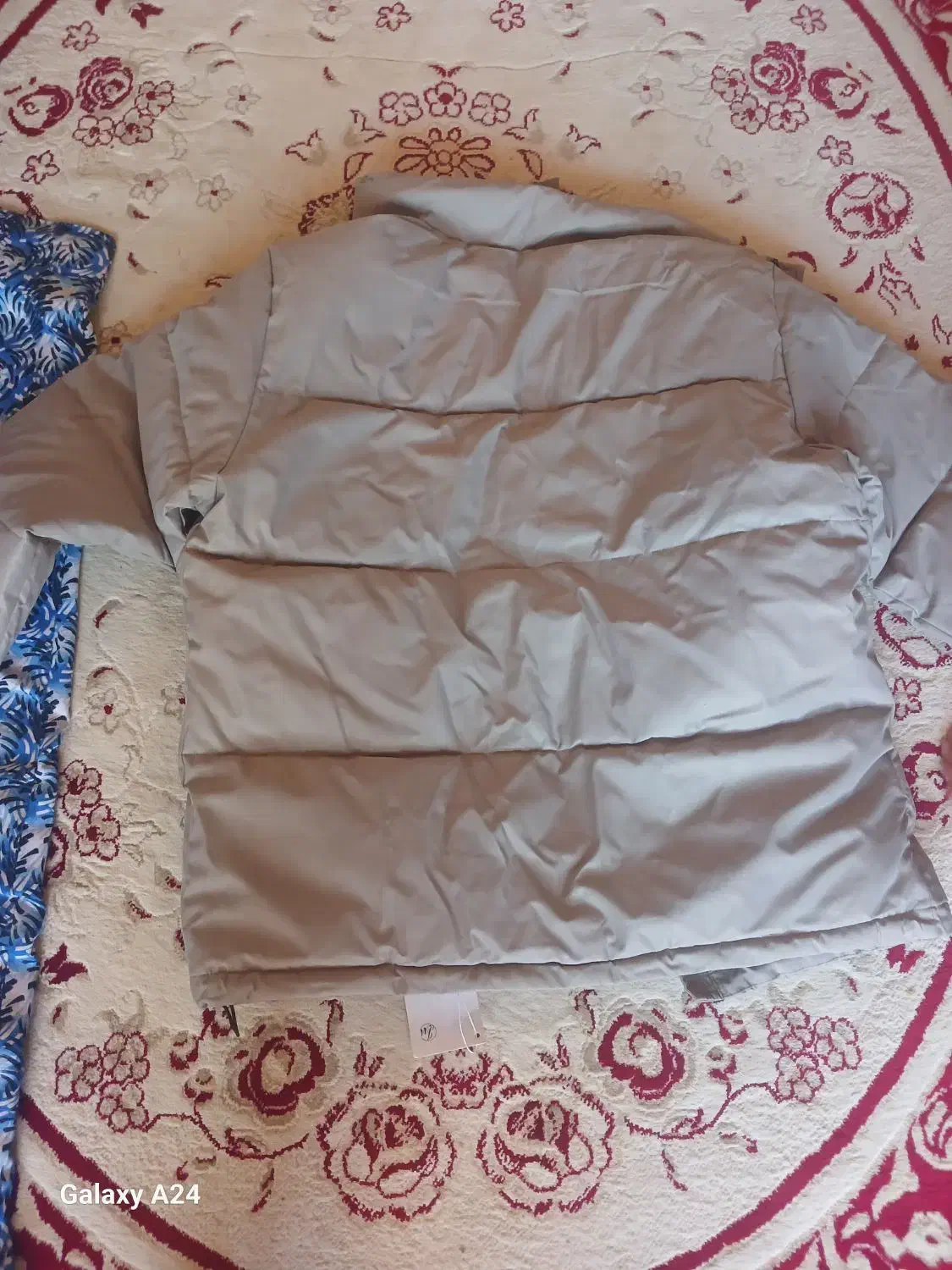 کاپشن|لباس|لاران, |دیوار