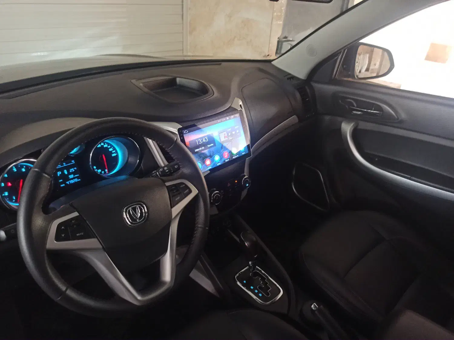 چانگان مشکی مدل ۹۸ بی رنگ|خودرو سواری و وانت|رشت, معلم|دیوار