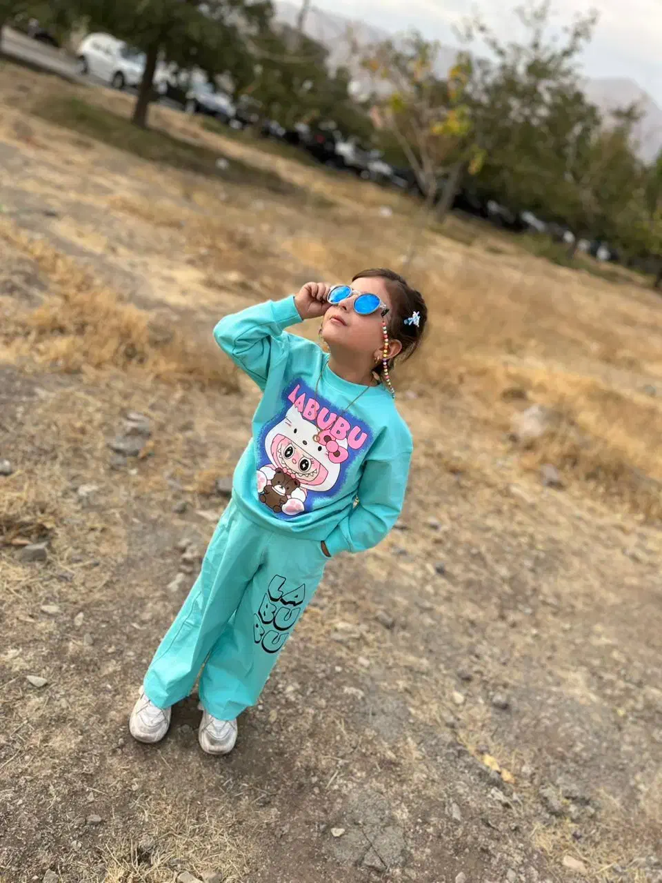 تولیدی لباس بچگانه ۲۰ درصد اف|کفش و لباس بچه|تهران, فلسطین (میدان انقلاب)|دیوار