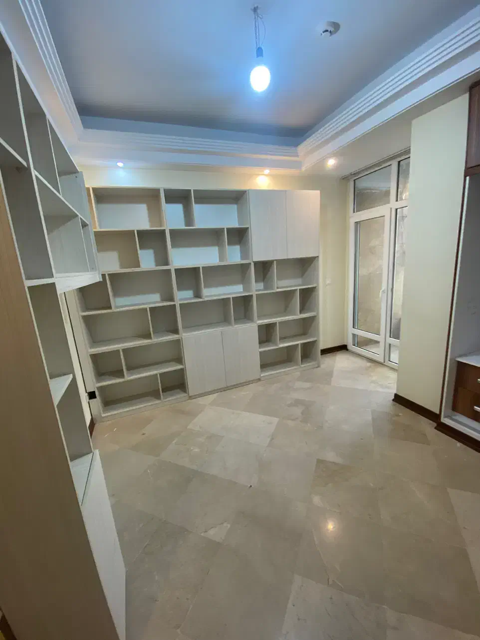 اجاره واحد ۲۲۰متر الهیه /3خواب/۲پارکینگ/فول مشاعات