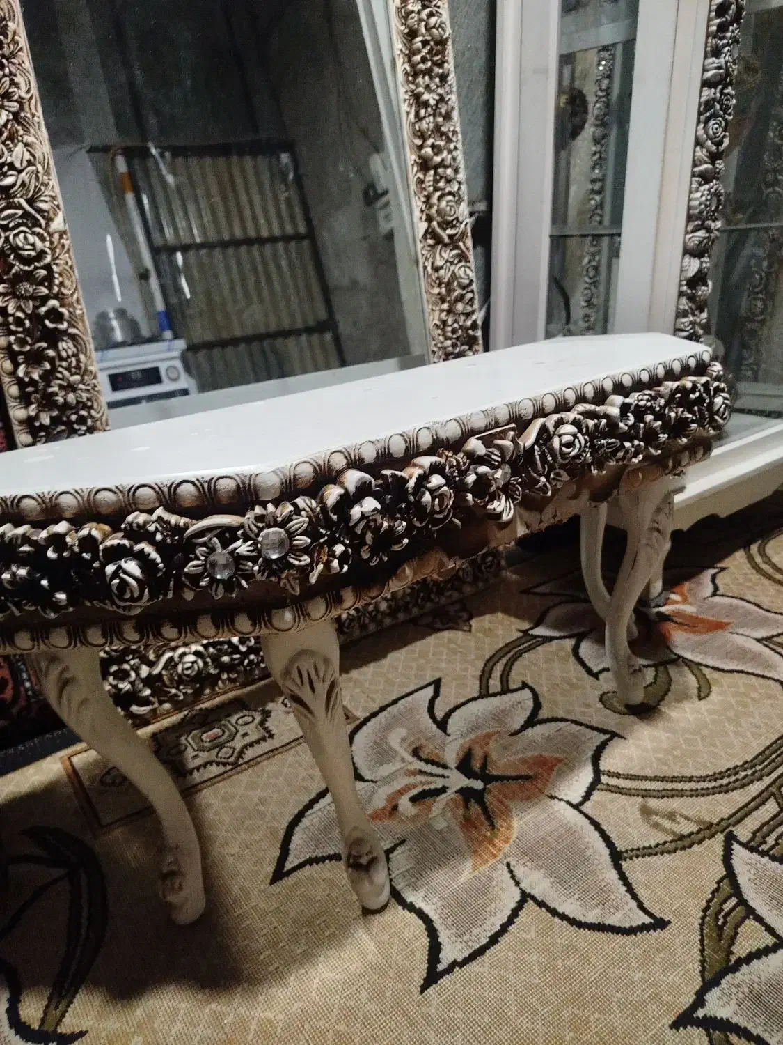 فروش ساعت بوفه و میز آینه با وسایل|بوفه، ویترین، کنسول|مریوان, |دیوار