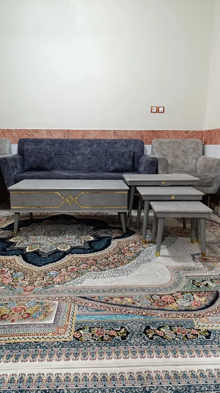 مبلمان|مبلمان خانگی و میز عسلی|قم, شهرک امام حسین|دیوار