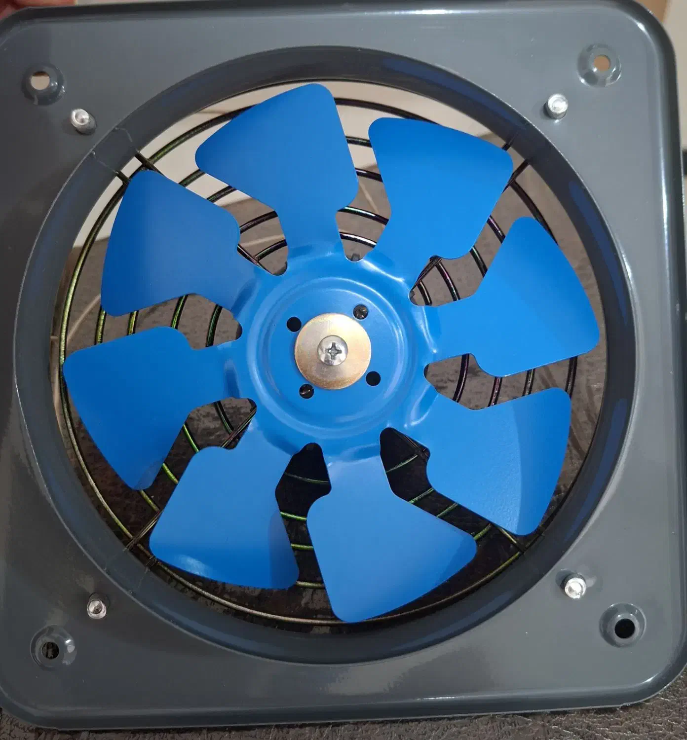 فن هواکش|پنکه و تصفیه‌کنندهٔ هوا|رودهن, |دیوار