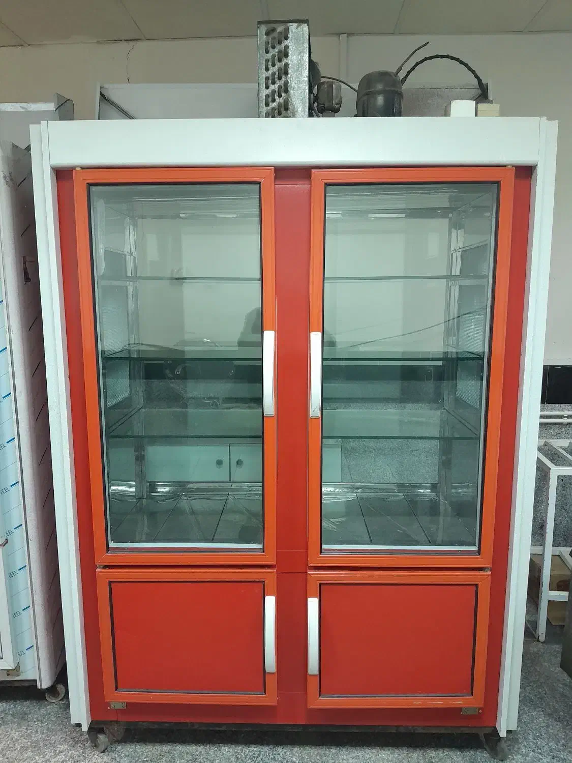 یخچال ویترینی|فروشگاه و مغازه|اراک, |دیوار