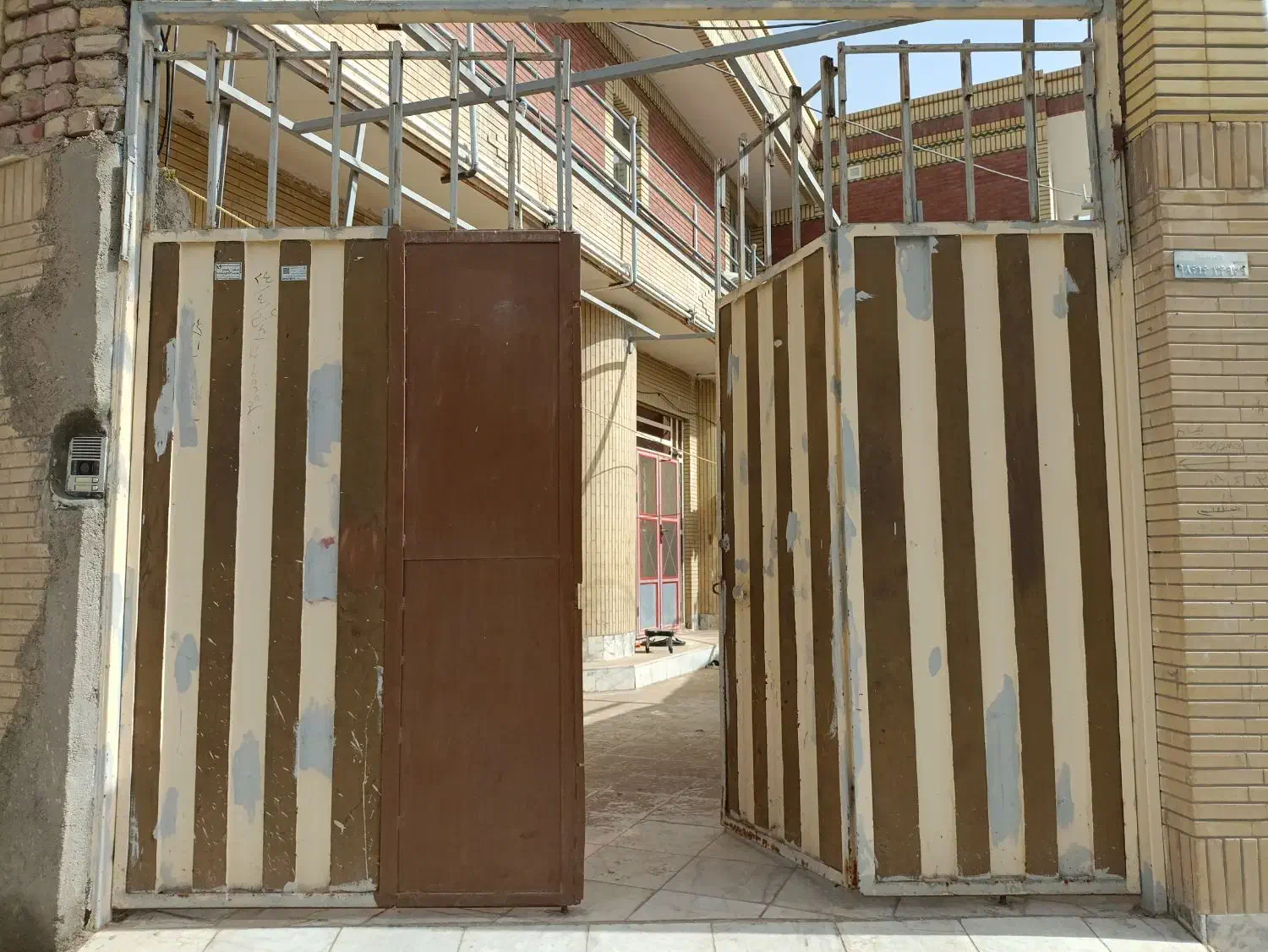 درب حیاط سنگین|مصالح و تجهیزات ساختمان|زابل, |دیوار