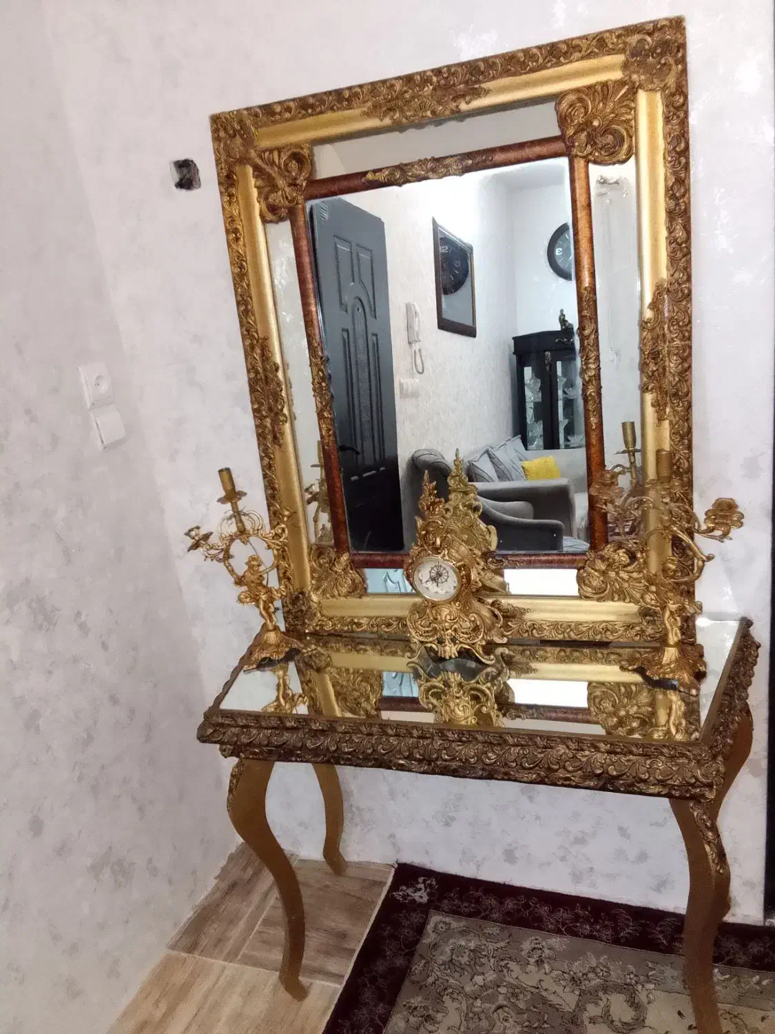 آینه و شمعدان|آینه|مشهد, تلگرد|دیوار