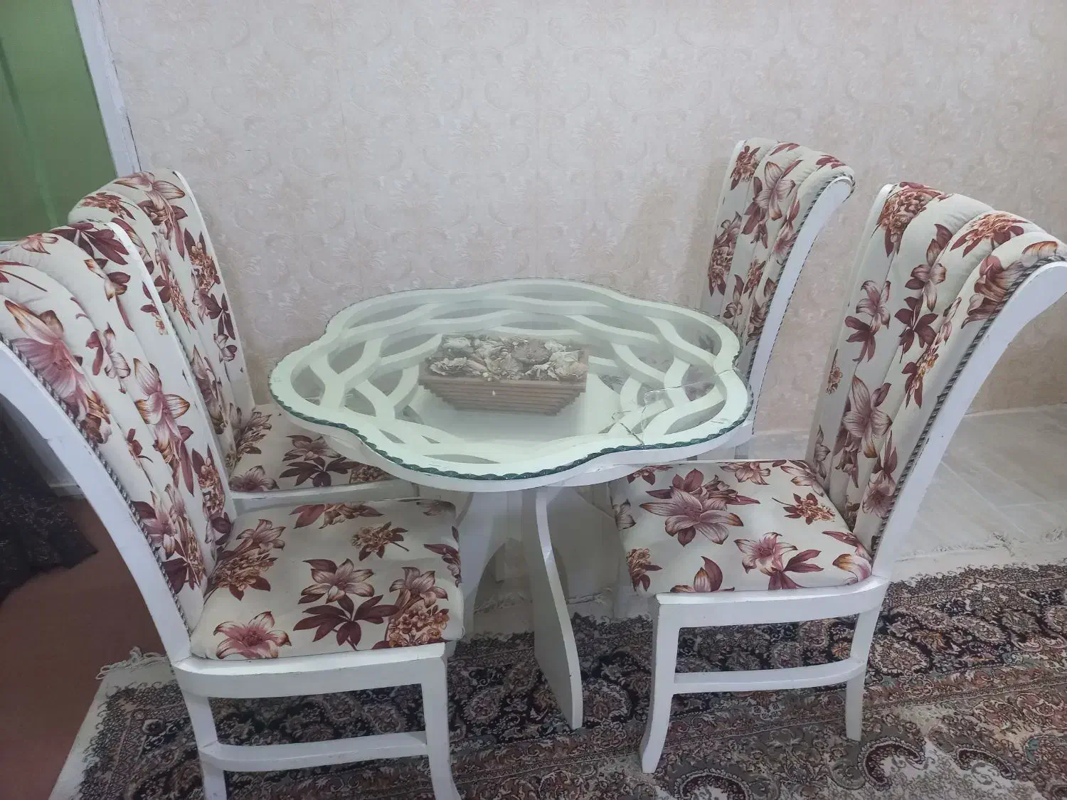 میزوصندلی|میز و صندلی غذاخوری|قم, نخودی|دیوار