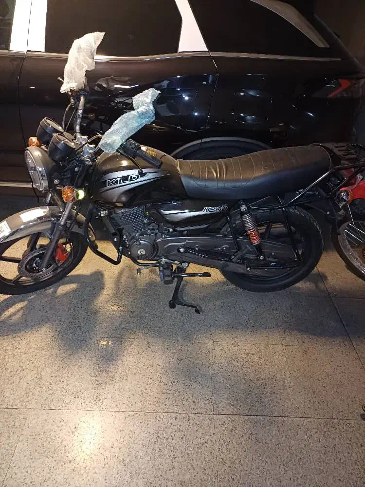 کی ال دی خشک ۱۴۰۴|موتورسیکلت|تهران, تهرانپارس غربی|دیوار