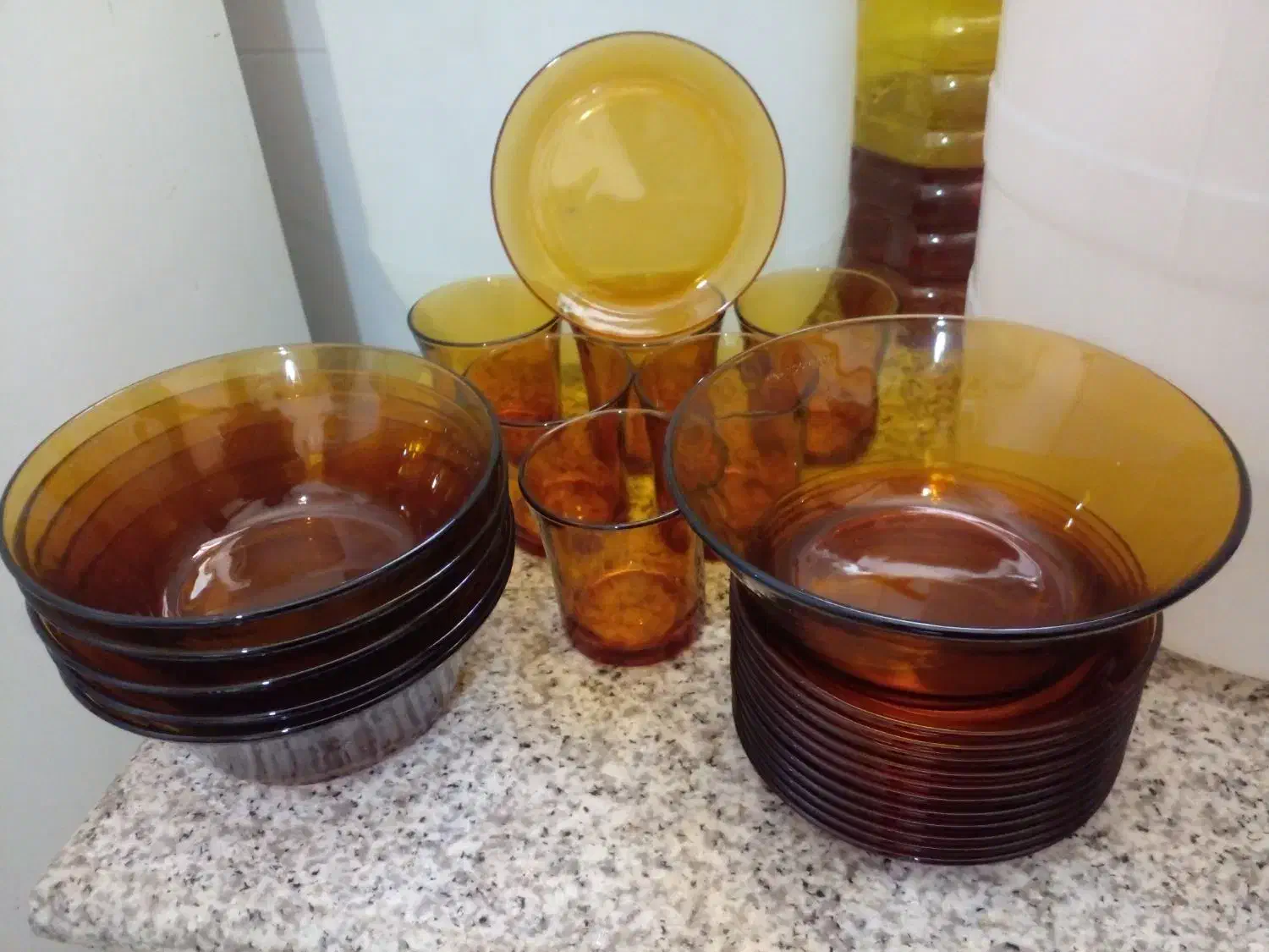 چینی عسلی دورالکس فرانسه ای|ظروف سرو و پذیرایی|جهرم, |دیوار