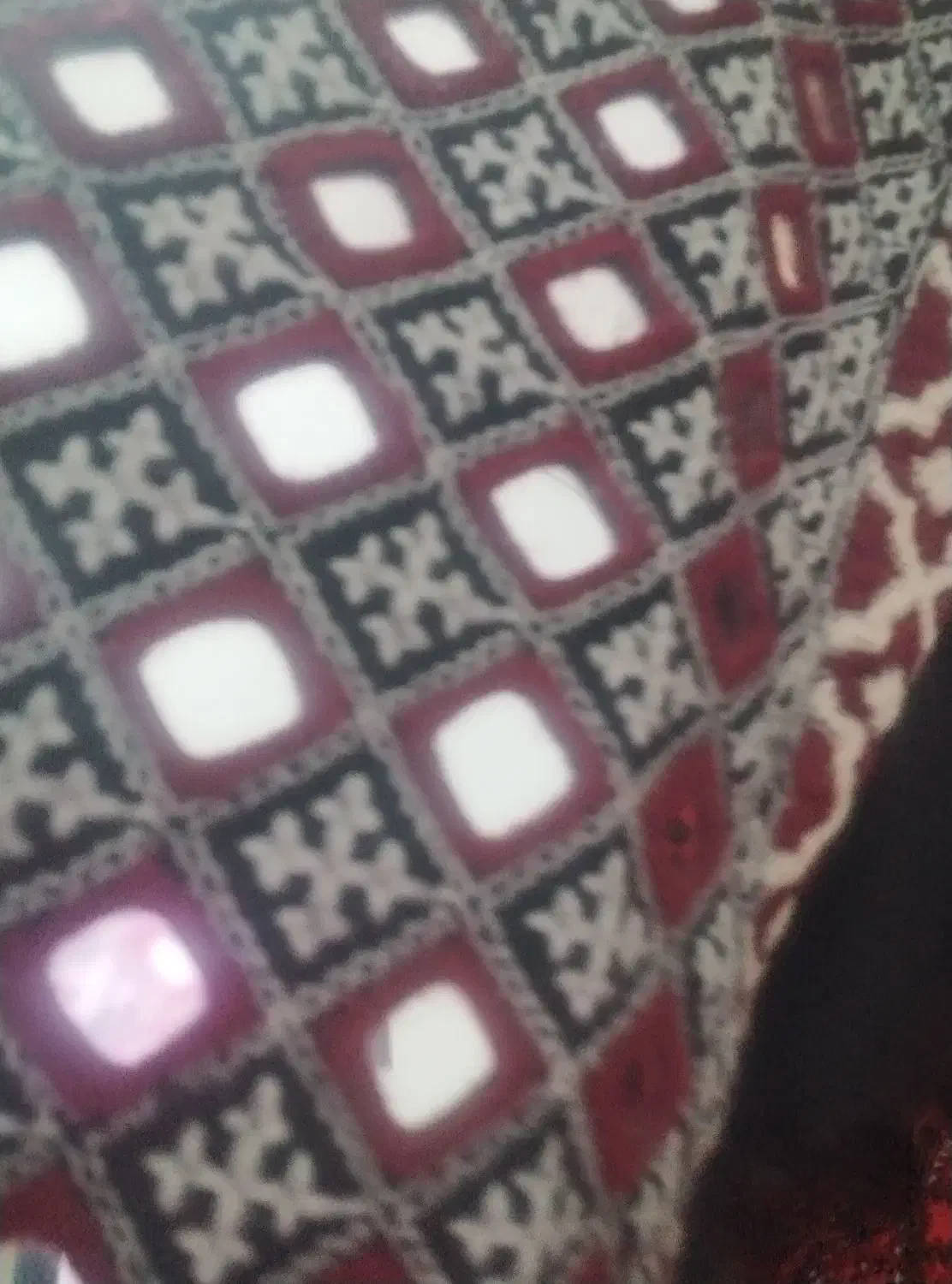 دوخت آیینه پلیوارزیراستین چرخ ودست کشوک شیرازه|لباس|چابهار, |دیوار