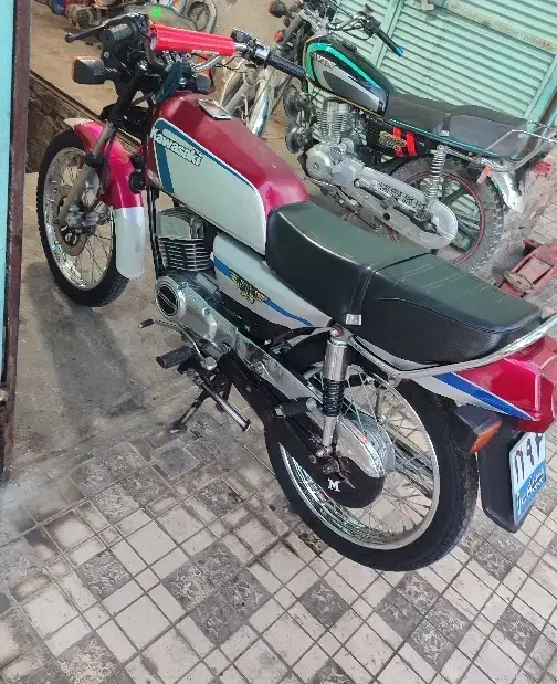 کاوازاکیGTO125 عروسک|موتورسیکلت|شاهرود, |دیوار