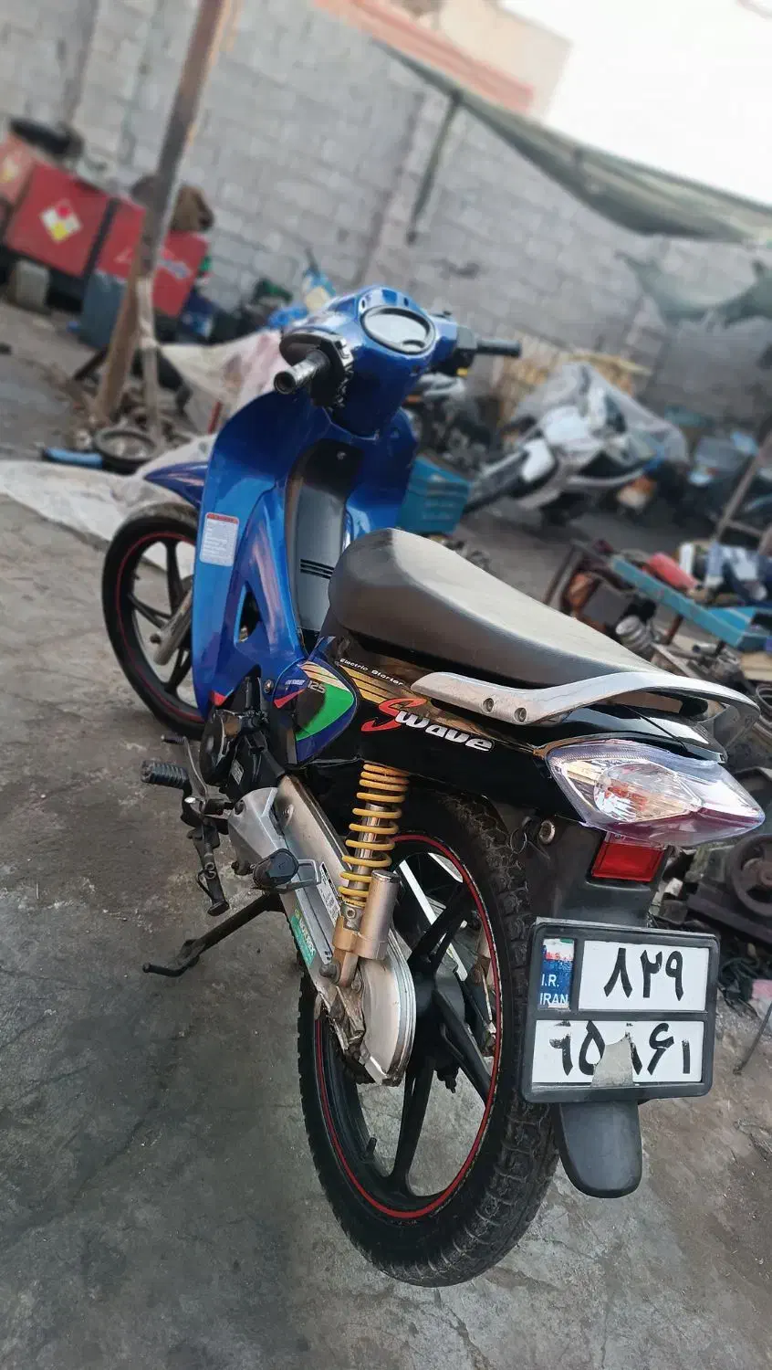 دو عدد متور اتومات|موتورسیکلت|دیلم, |دیوار