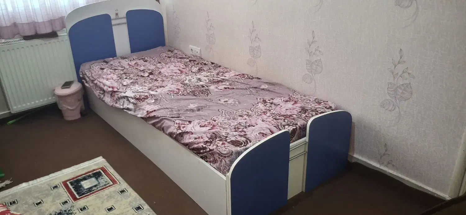 تخت و دِراور|تخت و سرویس خواب|اردبیل, |دیوار