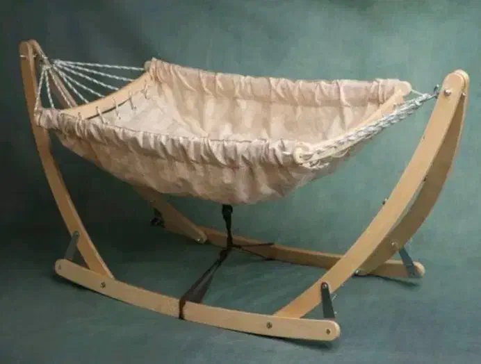 گهواره ننوئی|تخت و صندلی بچه|صدرا-فارس, فاز ۱|دیوار