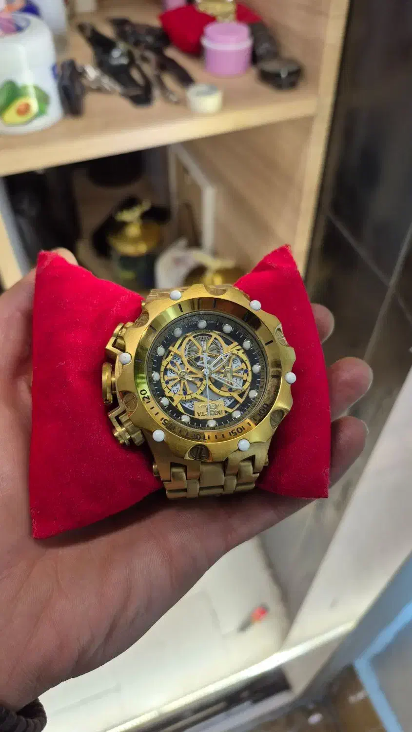 ساعت اینویکتا|ساعت|لاهیجان, طالقانی|دیوار