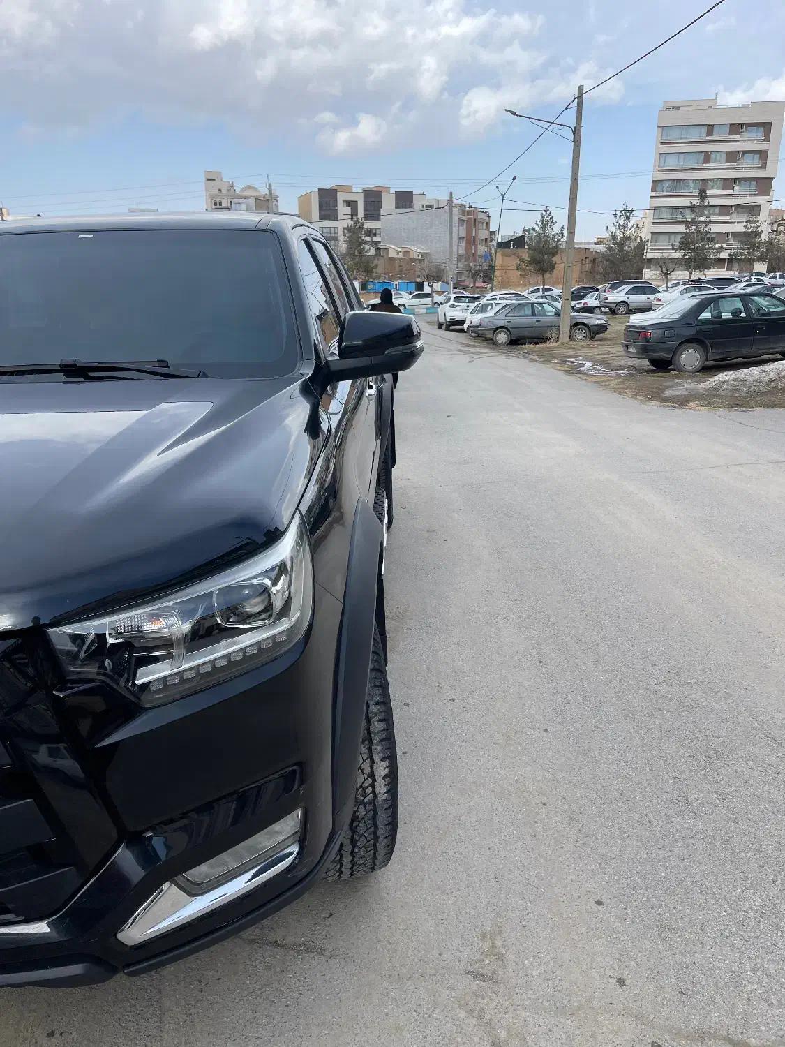 T8 مشکی|خودرو سواری و وانت|همدان, |دیوار