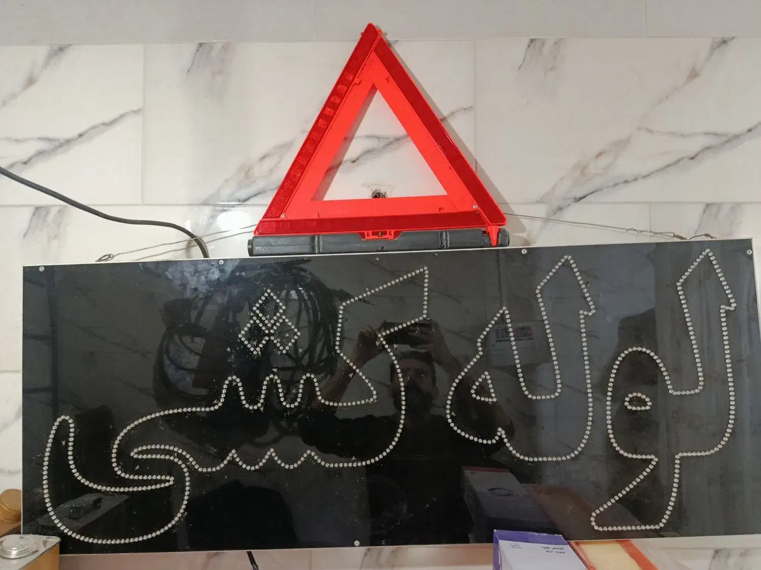 سپر۲۰۷کاپوت۲۰۶تابلونئون چراغ۳۲۳چراغ۲۰۶قالپاق پیکان|قطعات یدکی و لوازم جانبی|اصفهان, مهدی آباد|دیوار