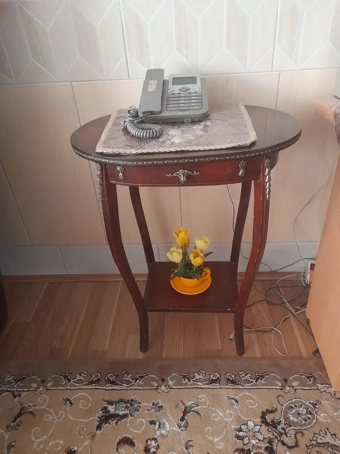 میز تلفن|میز تلفن|مشهد, طرق|دیوار