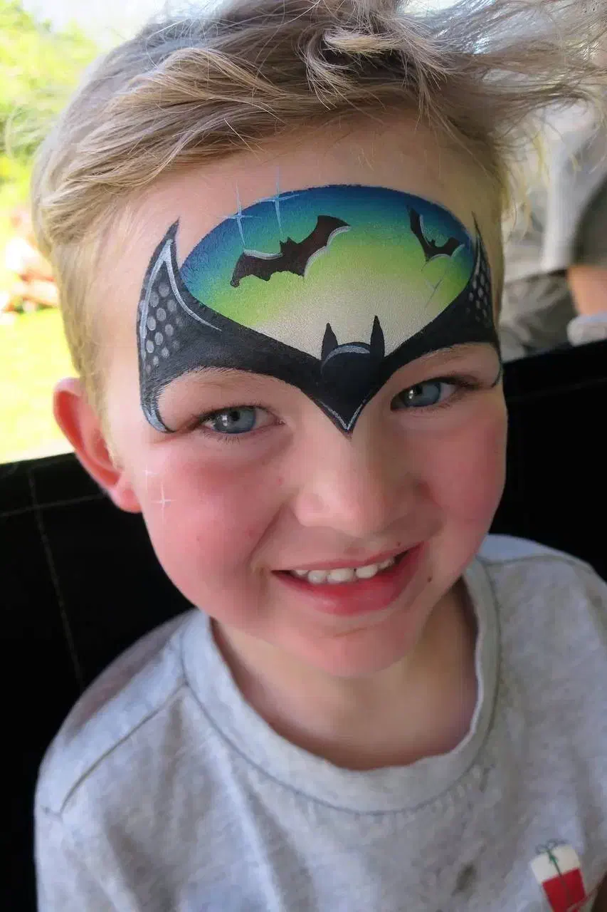 آموزش گریم کودک و بزرگسال|خدمات آموزشی|اسکو, |دیوار