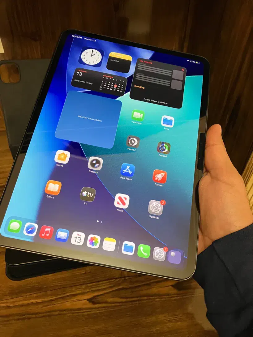 و قلم و کیبورد اپل Ipad pro m4 11 inch 512 wifi|تبلت|مشهد, آزادشهر|دیوار