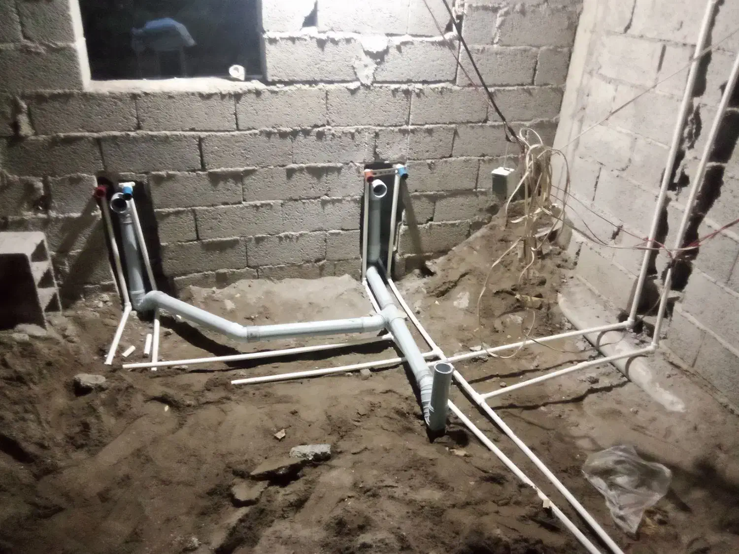 لوله کشی کامل  آب و فاضلاب ساختمان|خدمات پیشه و مهارت|آستارا, |دیوار